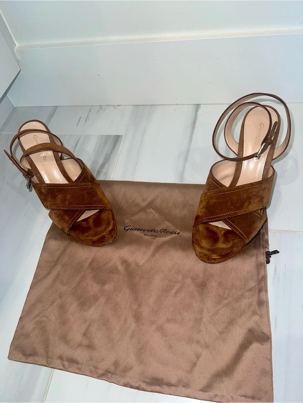 Authentic GIANVITO ROSSI genuine Suede Platform Block Heels-HUGE DISCOUNT